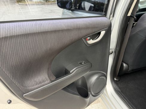 Used 2013 Honda Fit Sport image 24