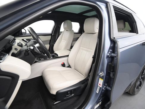 Used 2020 Land Rover Range Rover Velar R-Dynamic S image 40