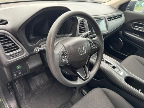 Used 2016 Honda HR-V AWD EX image 4