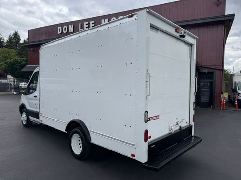 Used 2019 Ford Transit 350 138 DRW RWD image 2