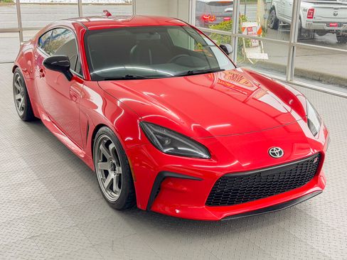 Used 2022 Toyota GR86 Premium image 1