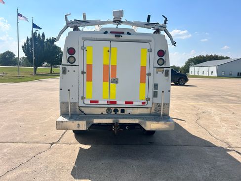 Used 2013 Ford F350 image 6