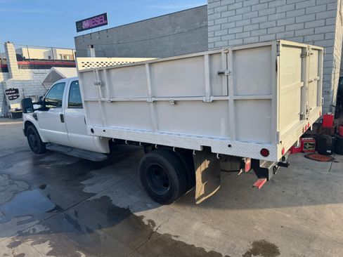 Used 2008 Ford F350 XL image 3