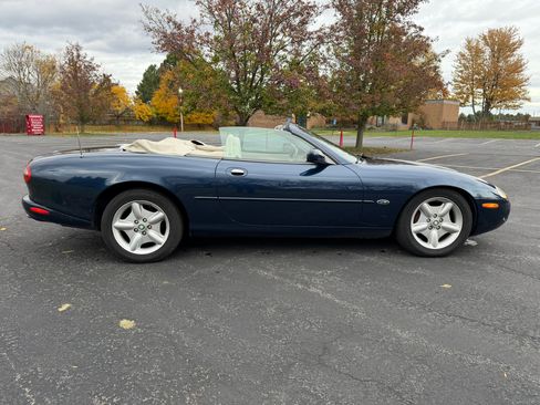 Used 1998 Jaguar XK8 image 15