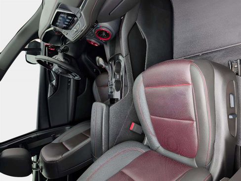 Used 2022 Chevrolet Blazer RS image 20