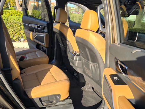 Used 2021 Kia Telluride SX Prestige image 21