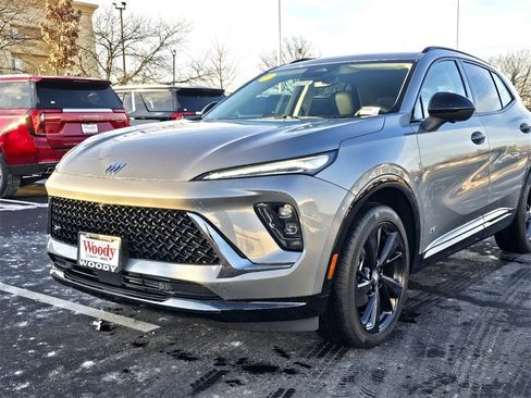 New 2025 Buick Envision Sport Touring image 10