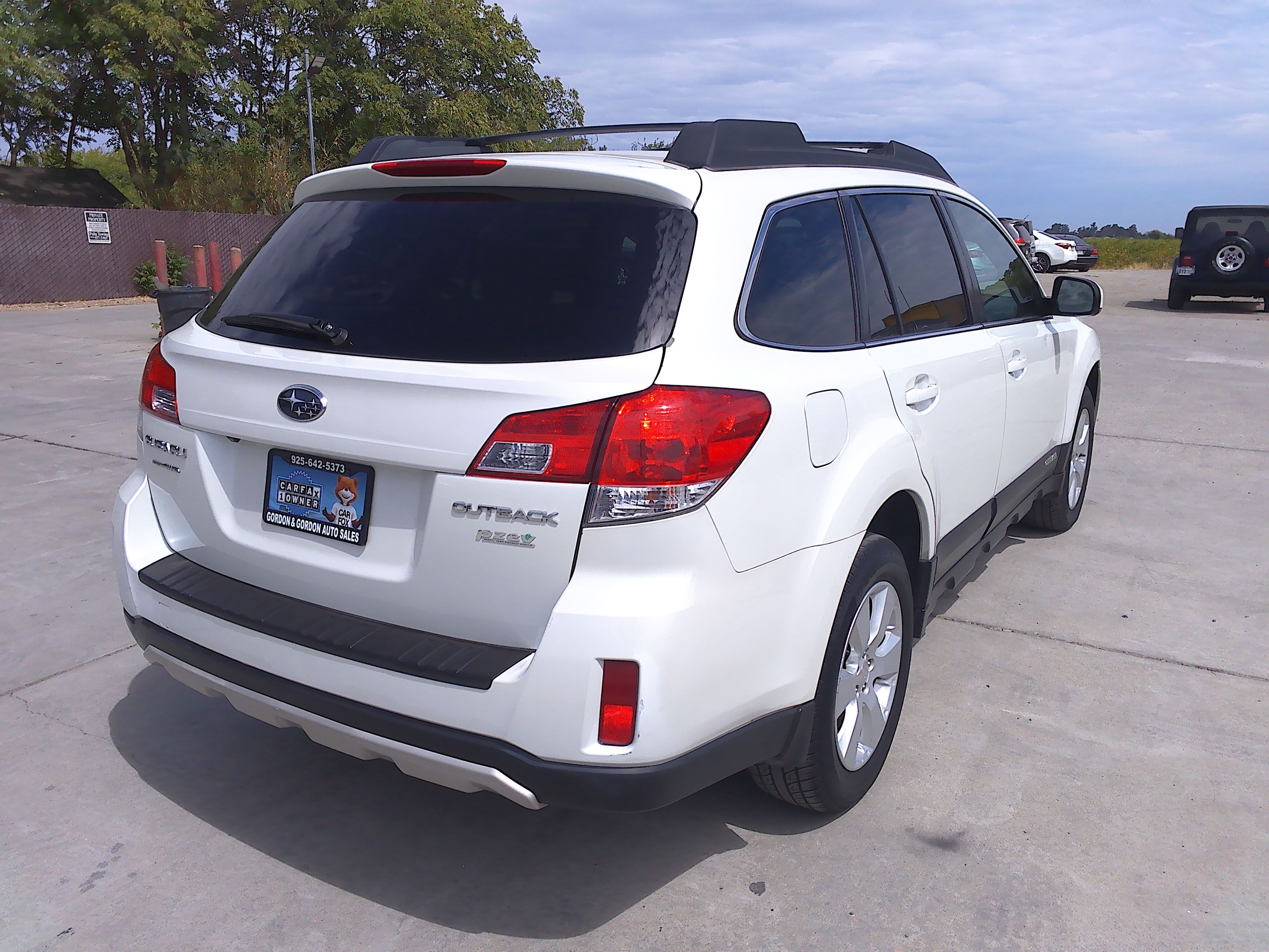 Used 2012 Subaru Outback 2.5i Premium AWD/4WD image 4
