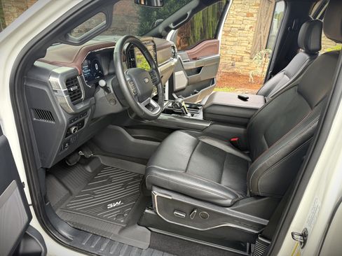 Used 2023 Ford F150 4x4 SuperCrew Lariat w/ FX4 image 3