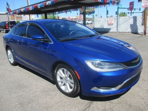 Used 2015 Chrysler 200 Limited image 11