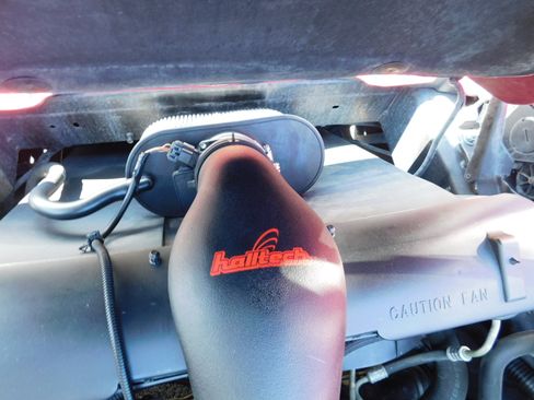 Used 2004 Chevrolet Corvette image 6