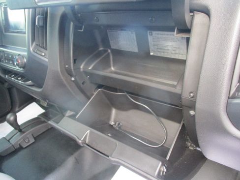 Used 2015 Chevrolet Silverado 1500 LS image 25