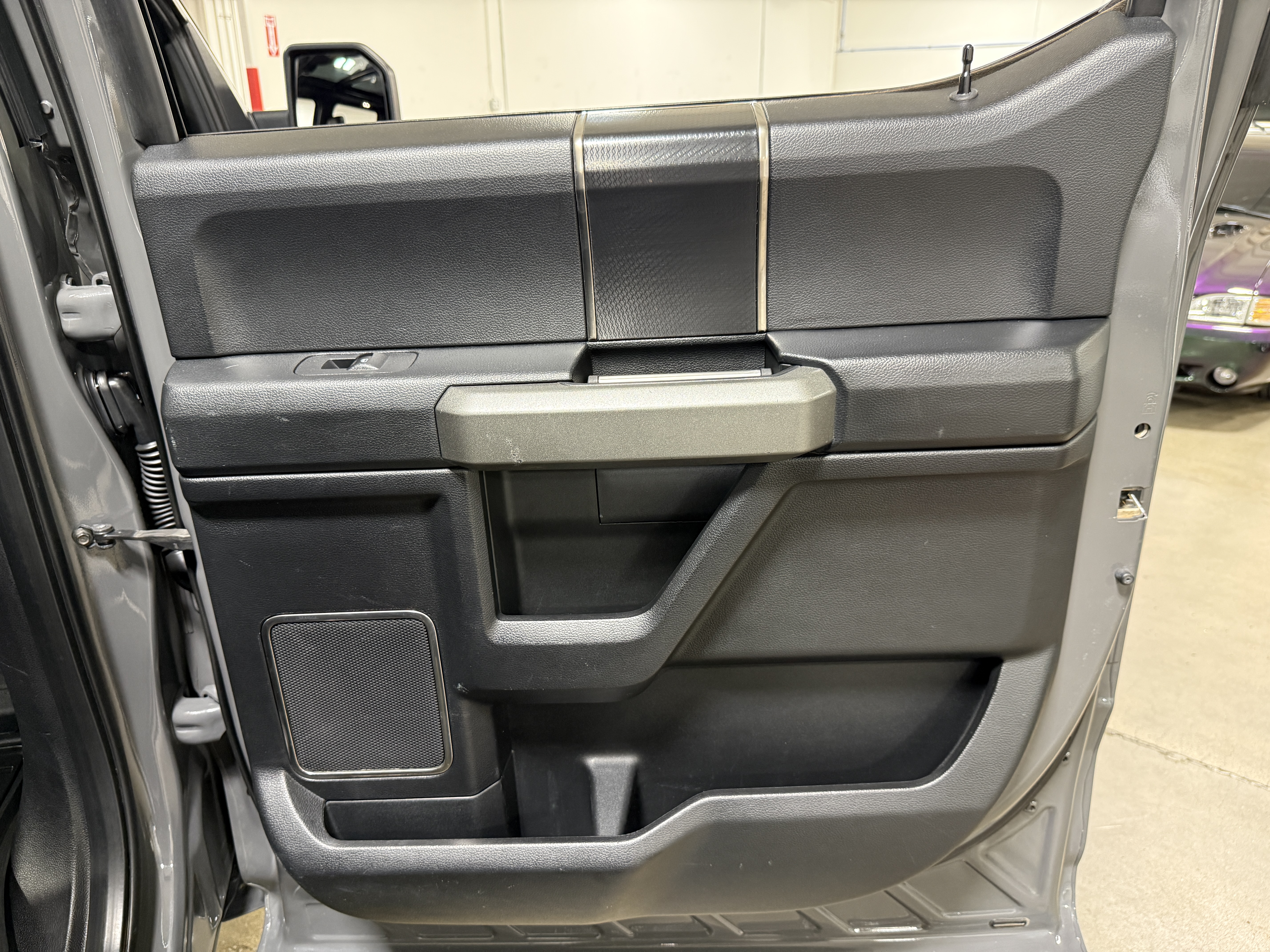 Used 2018 Ford F150 4x4 Crew Cab Raptor image 33