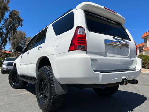 Used 2008 Toyota 4Runner SR5 image 7