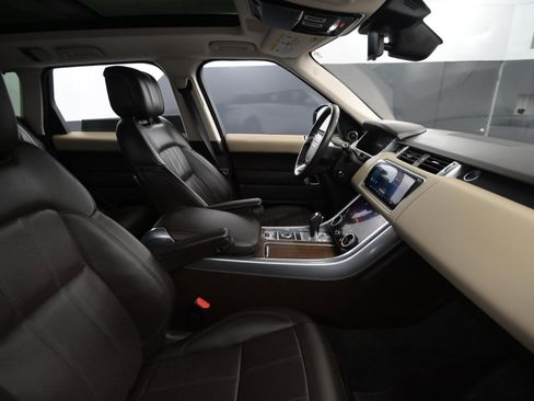 Used 2020 Land Rover Range Rover Sport HSE image 45