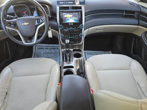 Used 2014 Chevrolet Malibu LT image 9