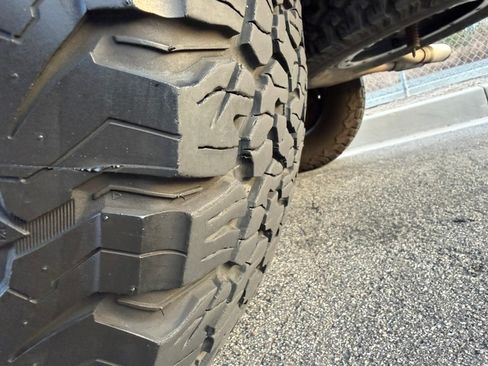 Used 2013 Ford F150 4x4 Crew Cab SVT Raptor image 19