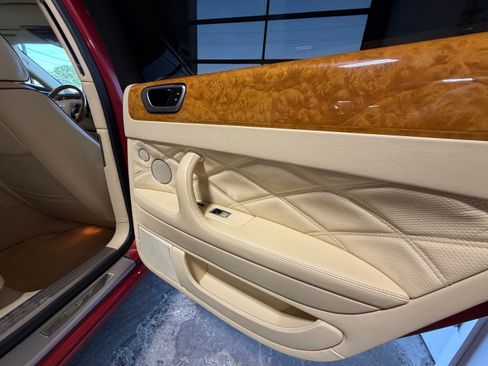 Used 2012 Bentley Continental Flying Spur Speed AWD/4WD image 32