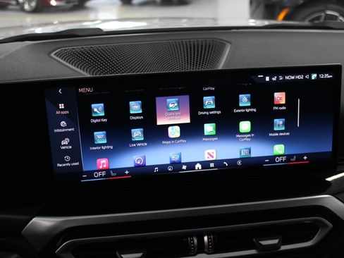 Used 2024 BMW i4 eDrive40 image 23