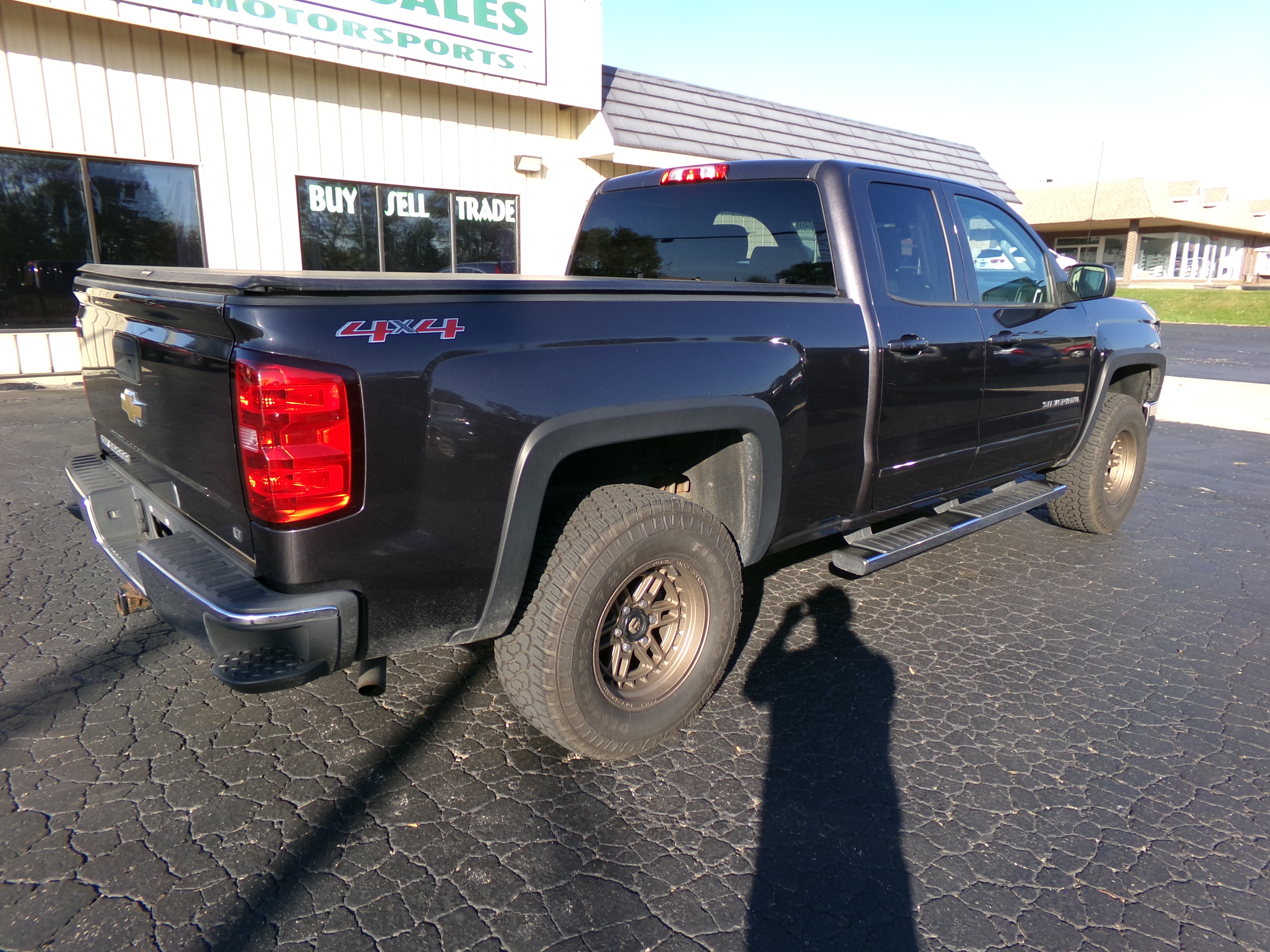 Used 2015 Chevrolet Silverado 1500 4x4 Double Cab LT image 4