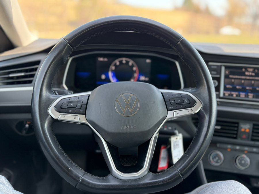 Used 2022 Volkswagen Jetta S FWD image 33