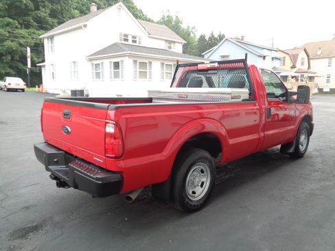 Used 2015 Ford F250 2WD Regular Cab Super Duty image 2