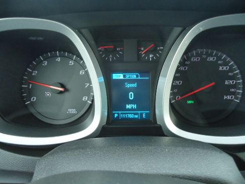 Used 2017 Chevrolet Equinox LT image 10