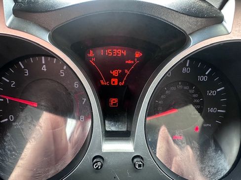 Used 2012 Nissan Juke SL image 6