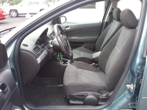 Used 2010 Chevrolet Cobalt LT Sedan w/ 1LT FWD image 2