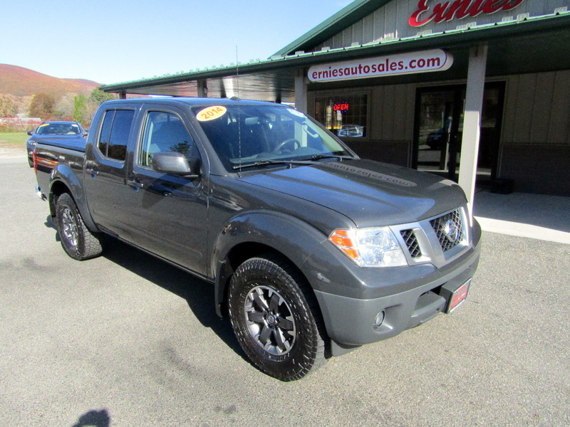 Used 2014 Nissan Frontier 4x4 Crew Cab PRO-4X image 2