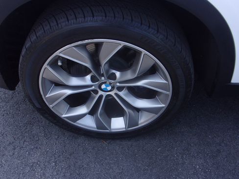 Used 2017 BMW X3 xDrive28i AWD/4WD image 29