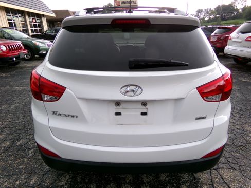 Used 2015 Hyundai Tucson SE image 4