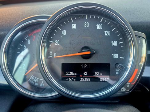 Used 2019 MINI Cooper image 21