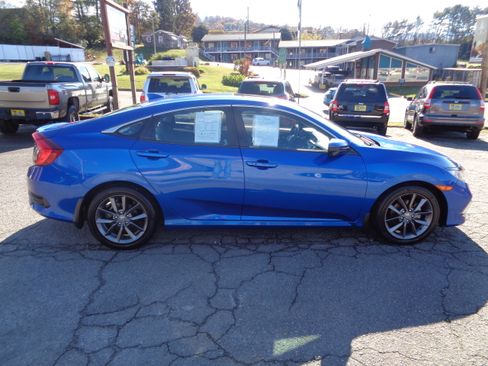 Used 2021 Honda Civic EX-L image 5
