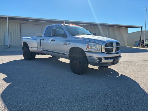 Used 2007 Dodge Ram 3500 Truck SLT image 1