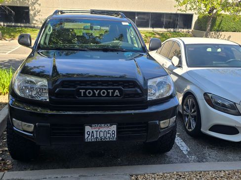 Used 2005 Toyota 4Runner SR5 image 26