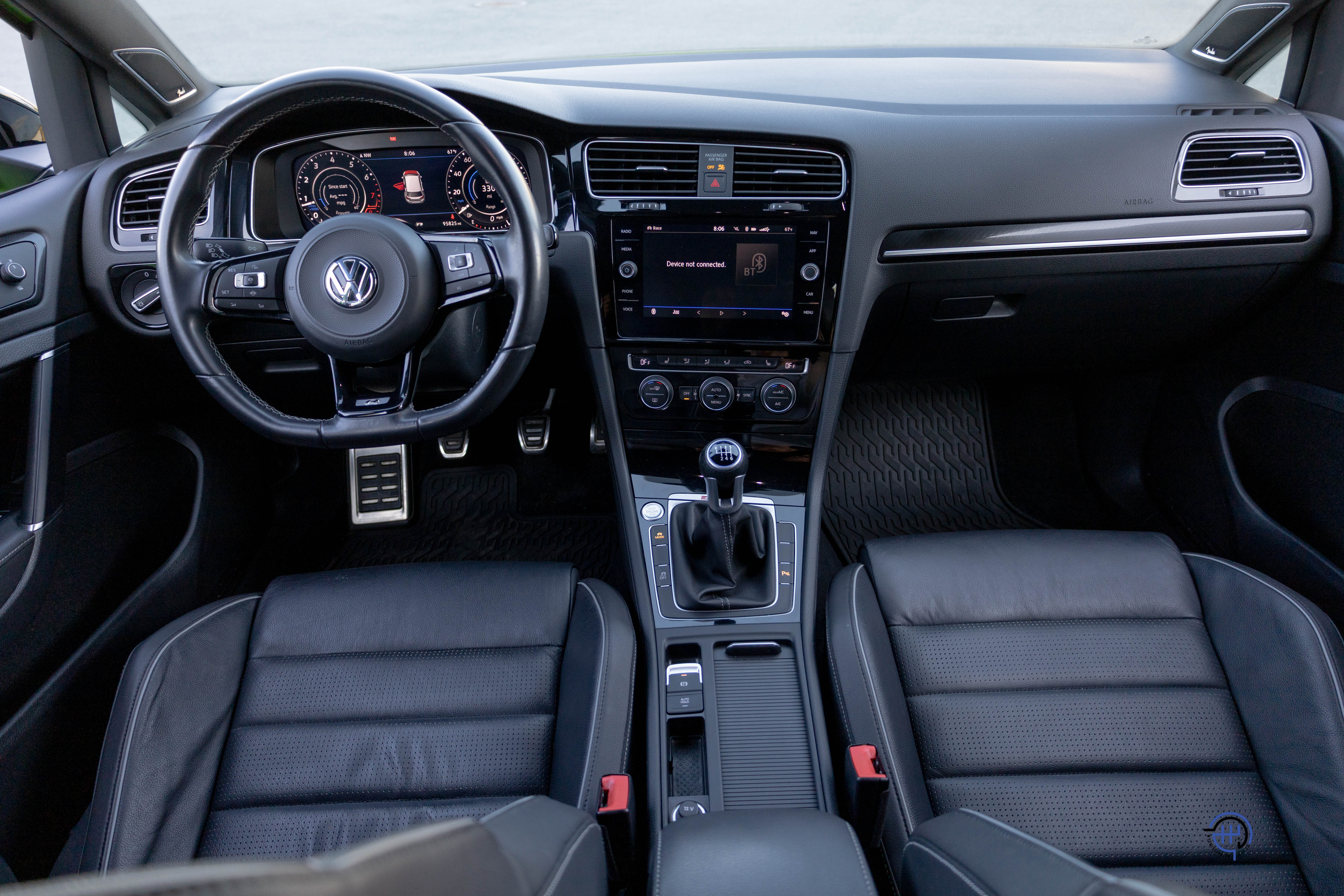 Used 2019 Volkswagen Golf R AWD/4WD image 39