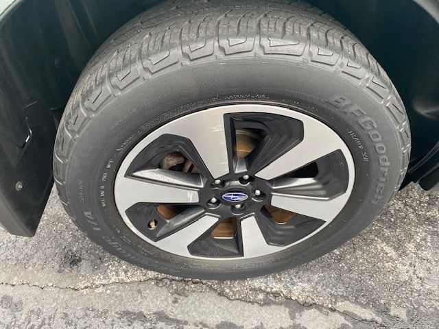 Used 2018 Subaru Forester 2.5i Premium AWD/4WD image 19