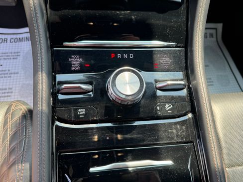 Used 2022 Jeep Grand Cherokee 4WD Summit image 25