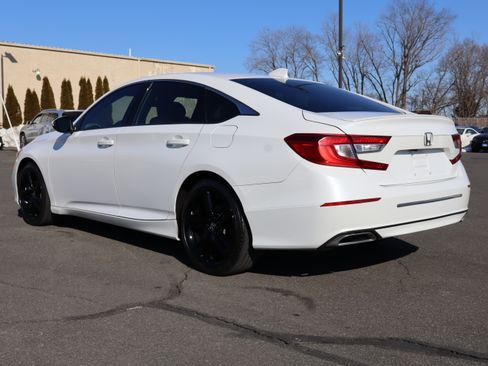 Used 2020 Honda Accord Sport image 6