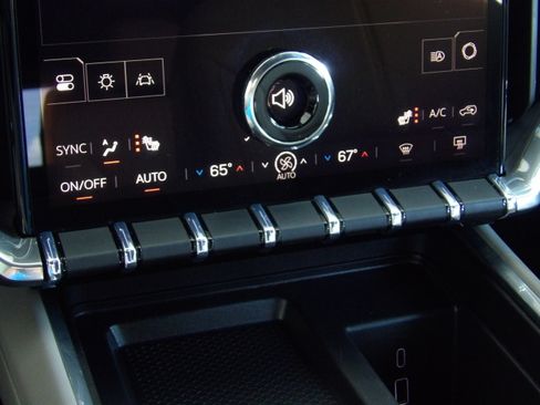 Used 2026 GMC Acadia FWD Elevation image 7