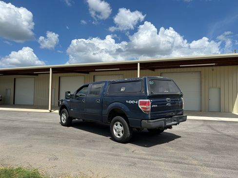 Used 2014 Ford F150 4x4 SuperCrew image 3