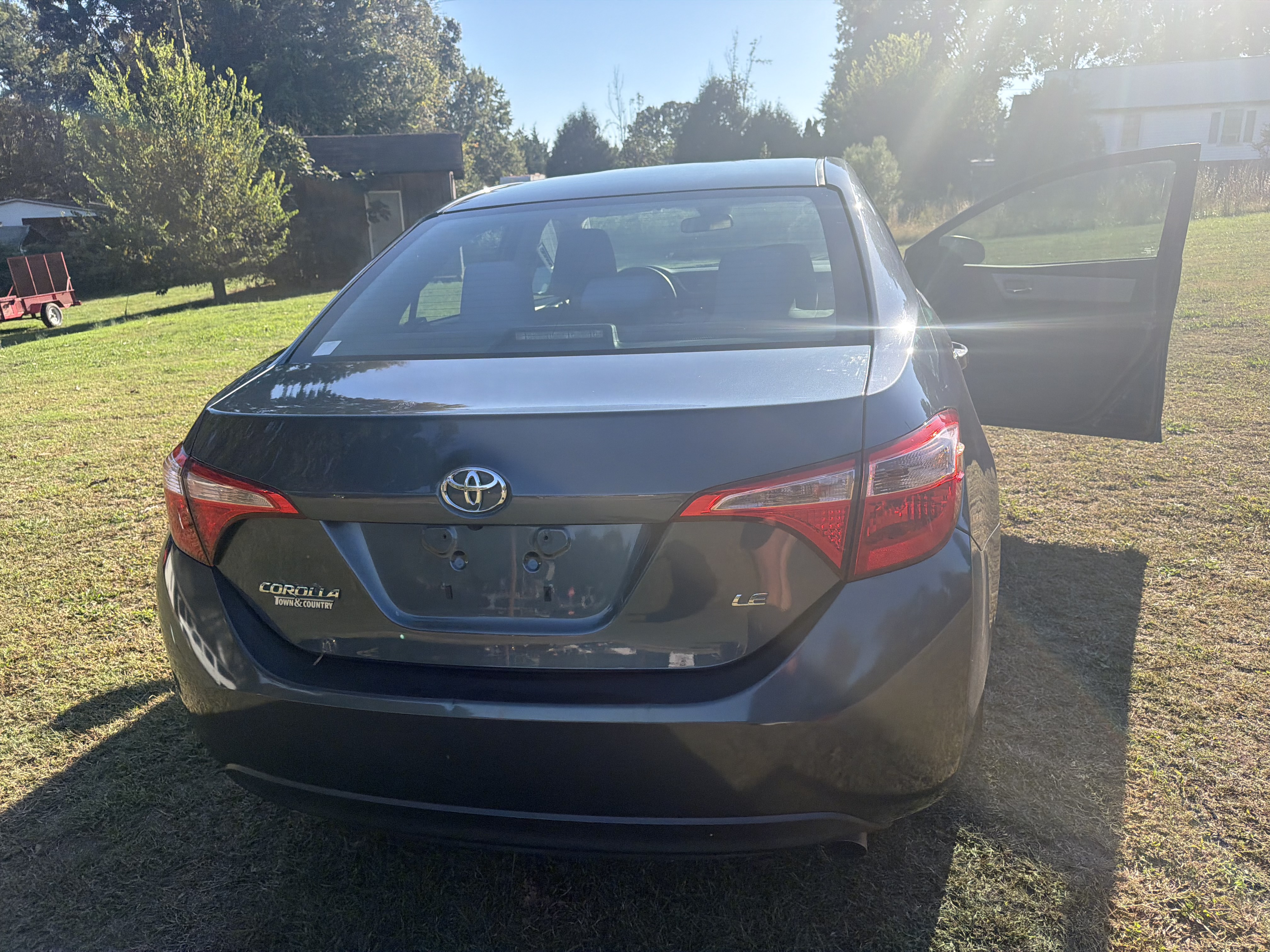 Used 2017 Toyota Corolla LE FWD image 73