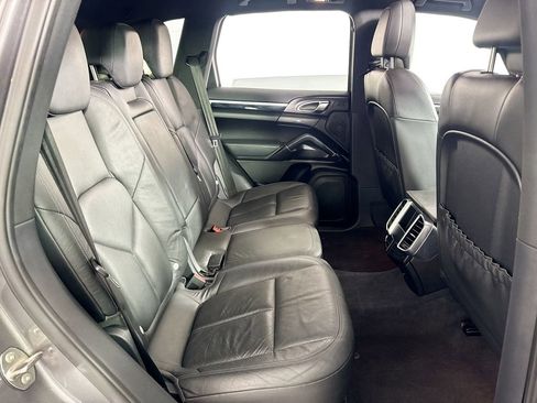 Used 2012 Porsche Cayenne image 31