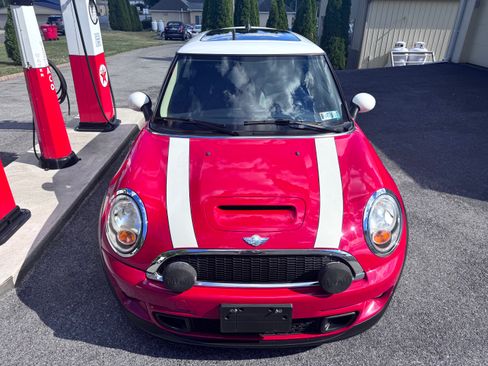 Used 2012 MINI Cooper S Hardtop FWD image 2