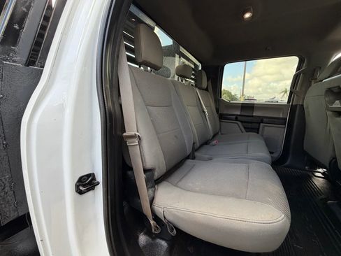 Used 2019 Ford F550 image 17