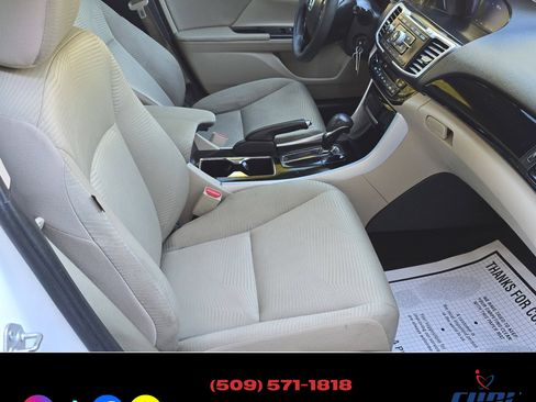 Used 2016 Honda Accord LX image 19