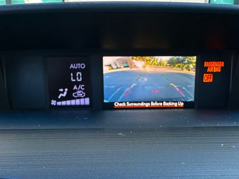 Used 2014 Subaru Forester 2.5i Limited AWD/4WD image 37