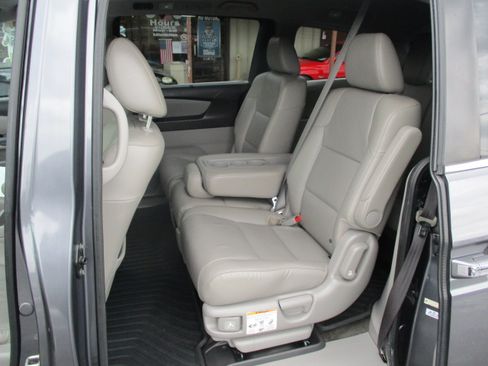Used 2016 Honda Odyssey EX-L image 21