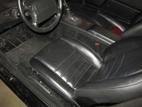 Used 1989 Porsche 944 Turbo Coupe RWD image 14